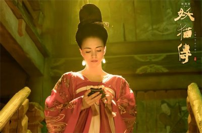 ​杨贵妃之死历史真相是什么，被电影美化太多，正史还原她真实的一生