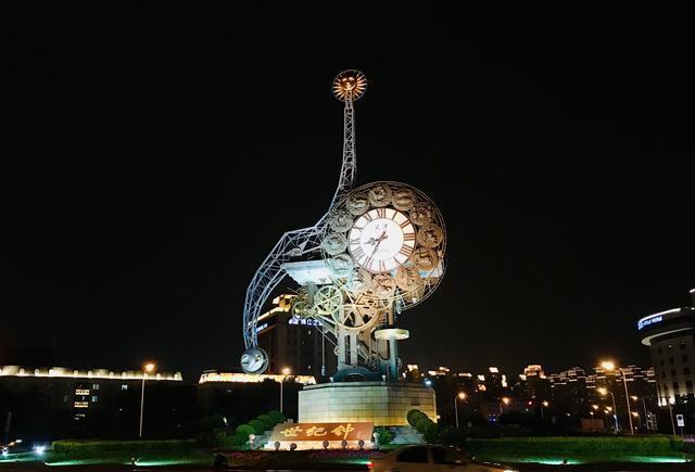 天津海河夜景，真的不比外滩和珠海夜景逊色，来看看就知道了