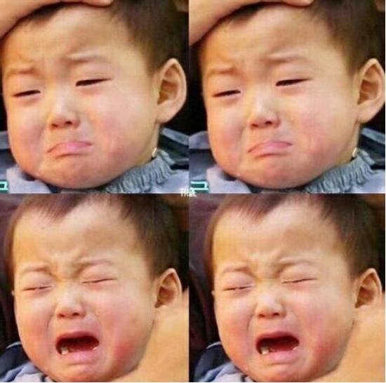 囧哥:两男子驾考作弊“五花大绑”黑胶带贴满身 堪称哲学现场