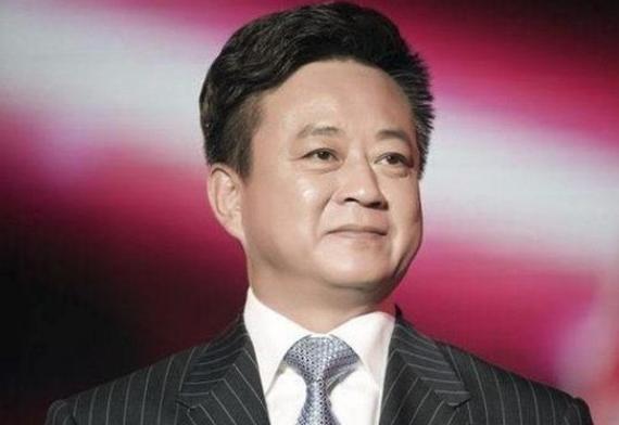 朱军妻子照片曝光，原来长得这么漂亮，难怪一直不愿公开