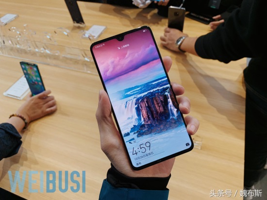 HUAWEI Mate 20 系列真机多图上手图赏合集