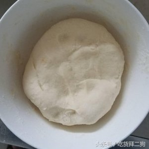 ​嫂子纯手工包的饺子，皮薄馅大实在好吃，你想吃吗