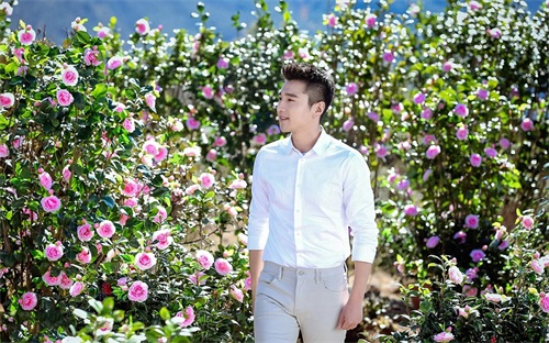 魅力男神赵又廷高清帅气侧脸写真图集