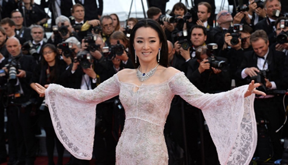 今天，这四个华人女神在戛纳美出新高度。井柏然、黄景瑜错过红毯