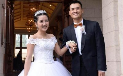 ​郝子铭个人资料（37岁赫子铭高调复出，离婚三年外形变化大，离开何洁后判若两