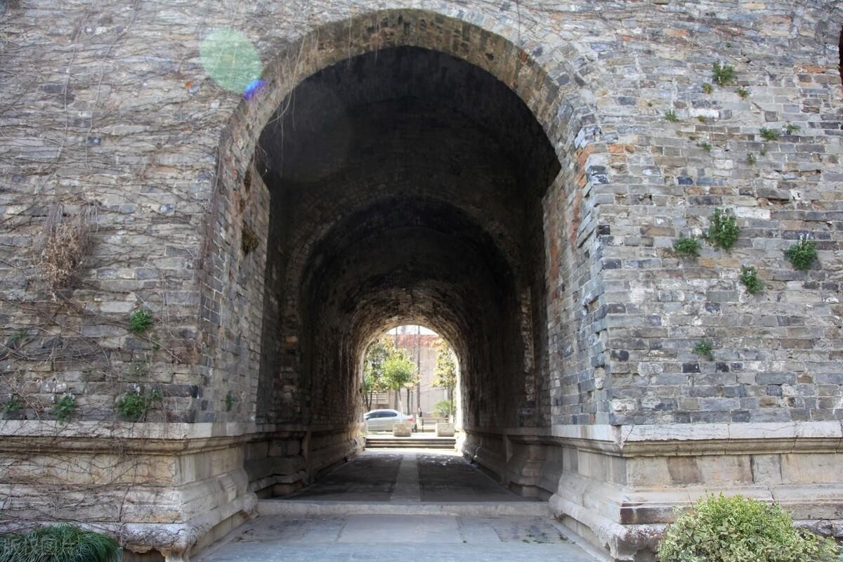 朱棣为什么不杀宁王朱权（大明宁王朱权结局如何）-