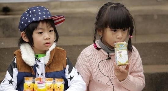 田亮女儿森蝶多大了(田亮女儿森碟全名) 田亮 女儿 第2张