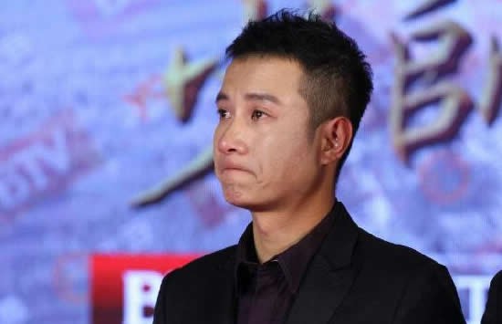 演员文章个人资料简介 背景是妥妥的官二代