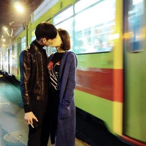 ​张翰和郑爽最新恋情（张翰恋情公开郑爽哔了狗）