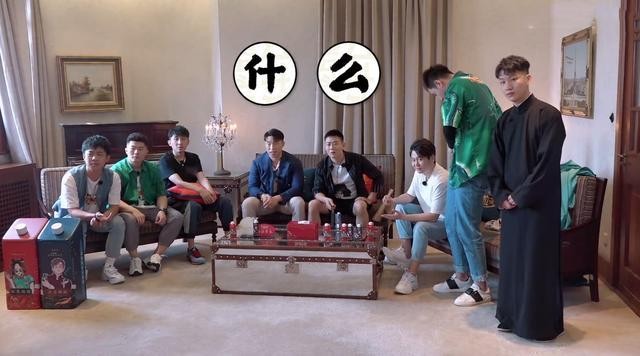 秦霄贤个人资料 ：富二代秦霄贤，人设这么多，走红的原因究竟是什么？