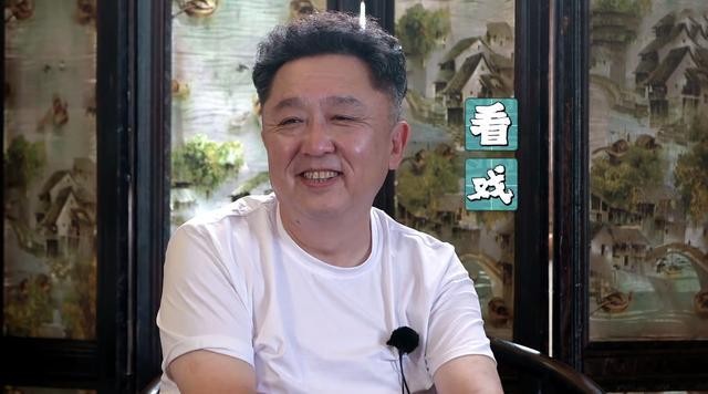 秦霄贤个人资料 ：富二代秦霄贤，人设这么多，走红的原因究竟是什么？