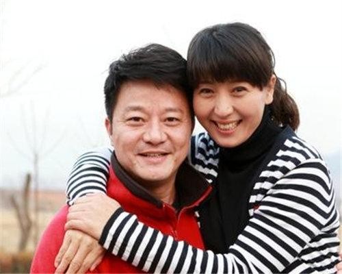 阎学晶的老公，闫学晶现在老公是谁(请问闫学晶的老公是谁)