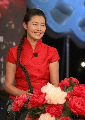 老电影红牡丹姜黎黎主演（旧影漂亮的红牡丹）(39)