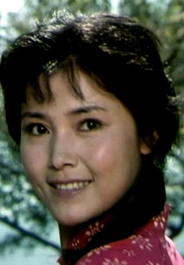 老电影红牡丹姜黎黎主演（旧影漂亮的红牡丹）(74)