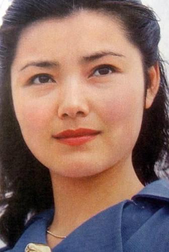 老电影红牡丹姜黎黎主演（旧影漂亮的红牡丹）(43)