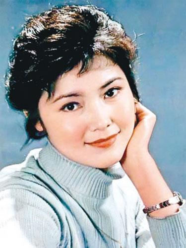 老电影红牡丹姜黎黎主演（旧影漂亮的红牡丹）(47)