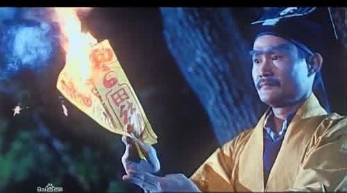 香港怀旧经典电影僵尸片(精选香港十部经典僵尸片)(26)