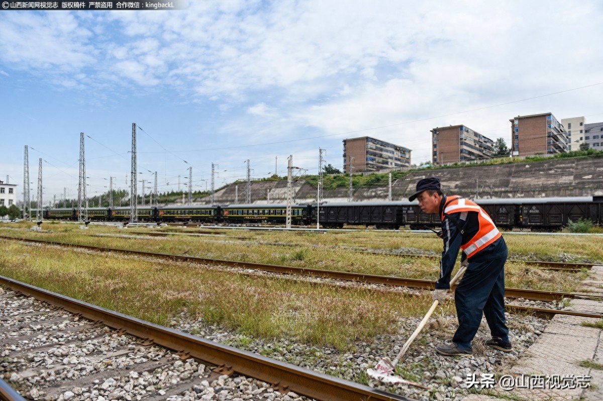 纪实：摄影师记录太原北站日常工作掠影
