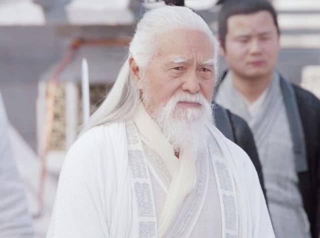 《倚天屠龙记》武力榜前十：张无忌最多排第三，双使四王未上榜！