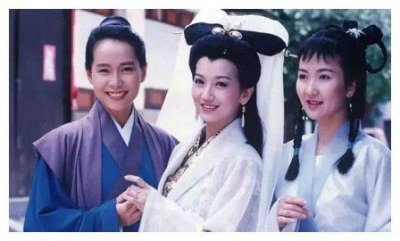 ​《新白娘子传奇》: 小青全名岑碧青, 原来有这样的寓意