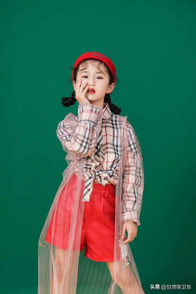 刘艺雯个人资料（甘肃网红歌手刘艺雯，独特的嗓音犹如天籁之音）