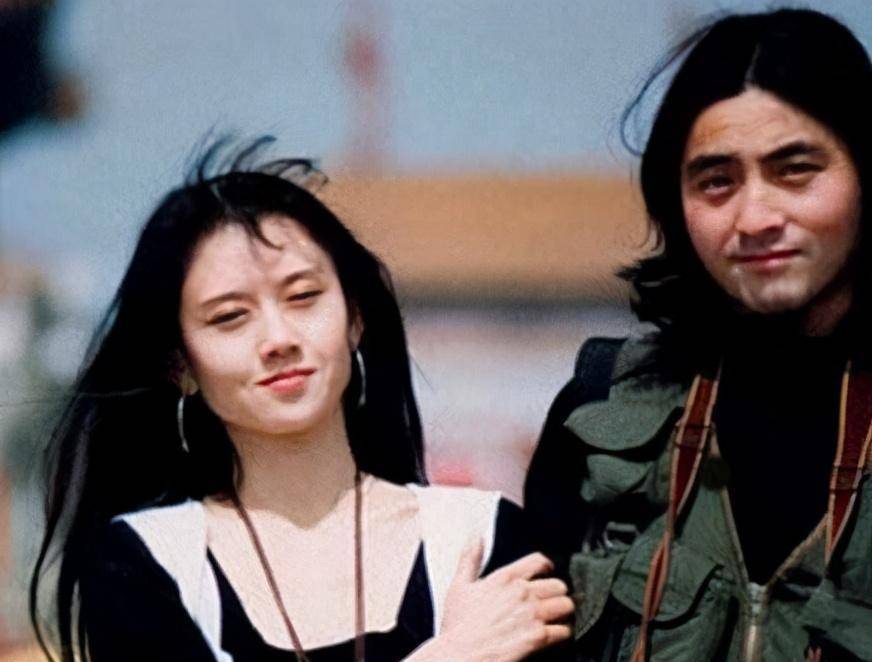 杨丽萍简历及个人资料简介（1995年，37岁杨丽萍嫁给45岁富豪，婚后，医生一句话导致两人分手）