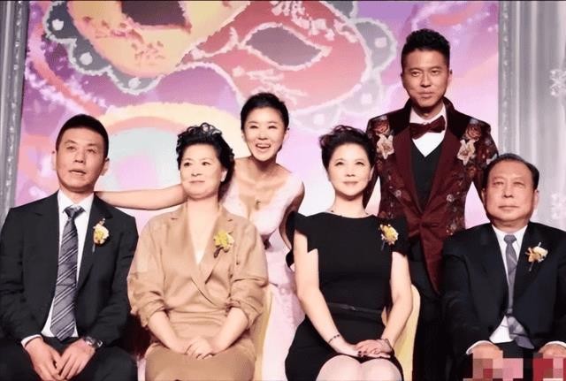 李小萌王雷照片（李小萌个人简历）