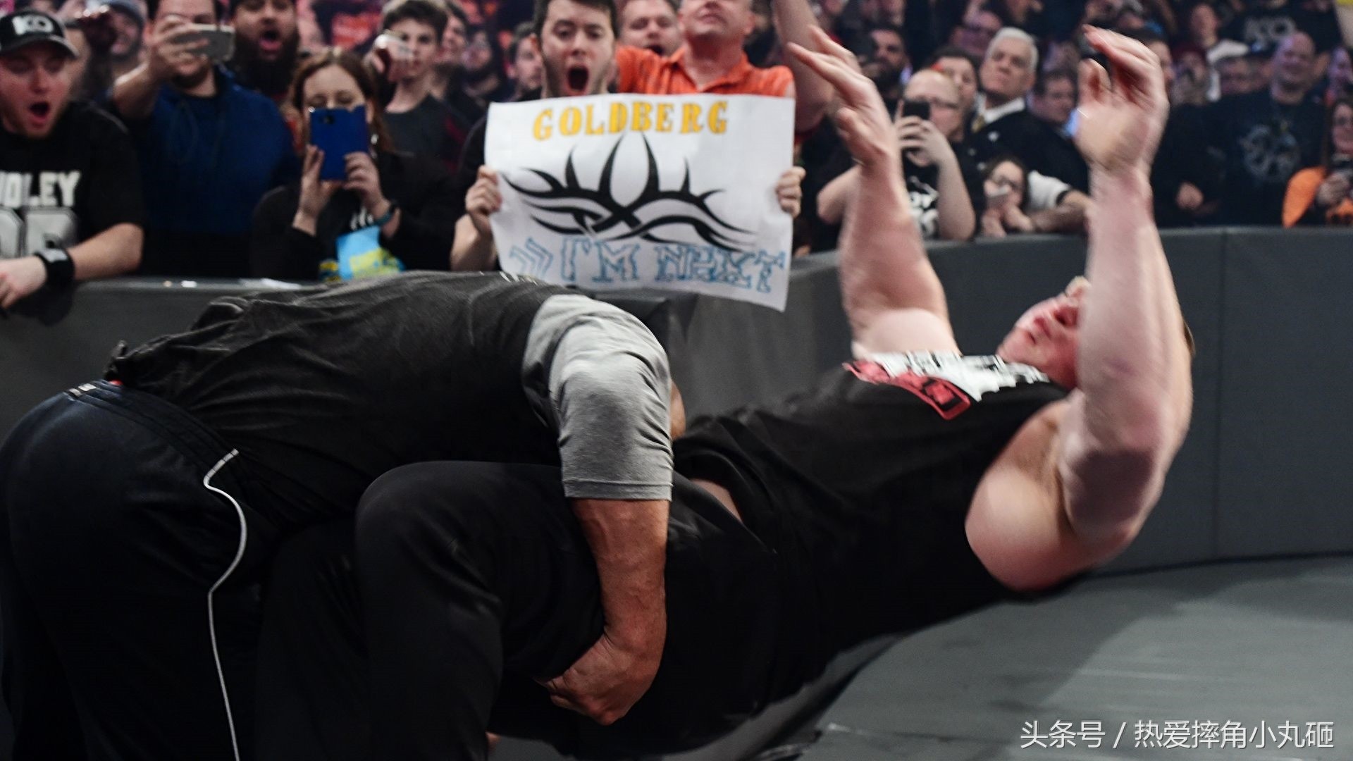 来看看究竟为什么WWE传奇巨星高博被称作“战神”！