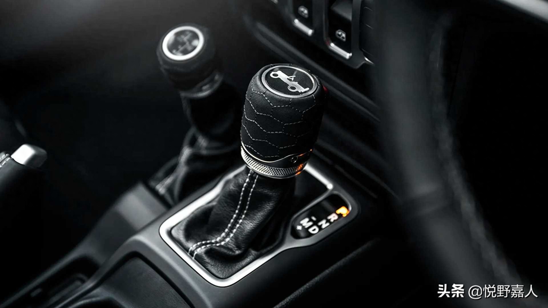 英国绅士风，低调奢华黑武士吉普牧马人改装