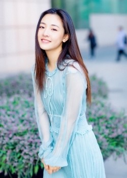 中国内地影视女演员吴倩，择天记中“落落”扮演者，活泼可爱