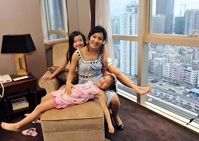 看看电影明星陈冲的生活近况（情感沧桑亲情带泪）(17)