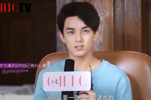 吴磊北京电影学院入学报到（吴磊第一入学北影）(7)