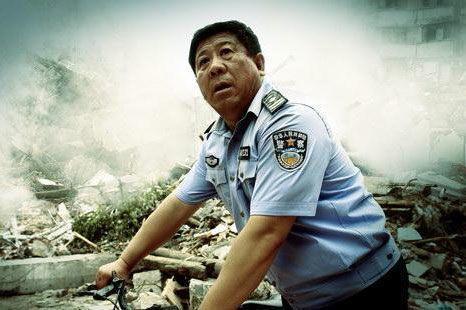 因长得丑被导演相中，出道30年不温不火，妻子是她！