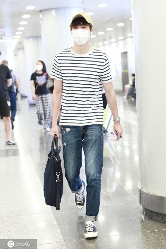 好看又百搭的海魂衫，乘风破浪的姐姐们人手一件