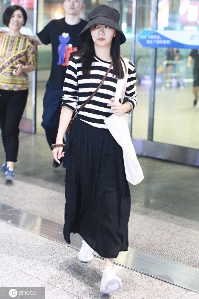 好看又百搭的海魂衫，乘风破浪的姐姐们人手一件