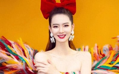 ​戚薇：多才多艺的演艺新星