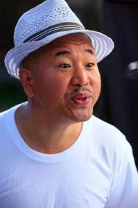 ​喜剧演员王小利回应父子绝裂