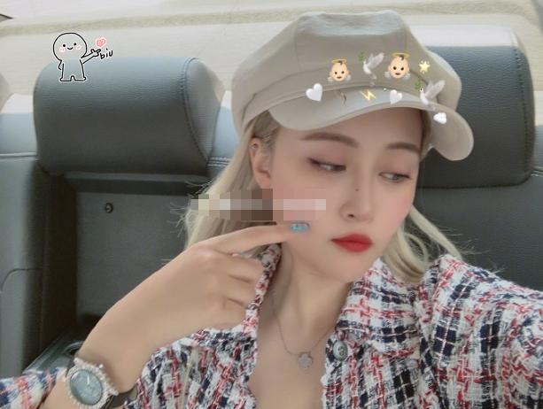 还记得《巴啦啦》的凌美琪吗？24岁生日照曝光，逆袭美出新高度