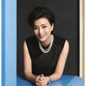 ​杨澜与前夫张一山的离婚原因揭秘，如今与吴征的感情状况如何？