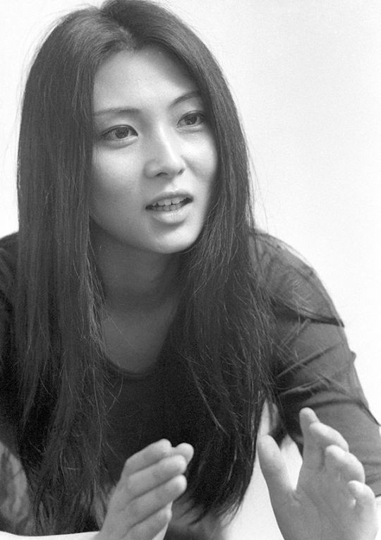 梶芽衣子个人资料写真作品