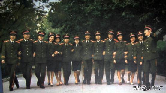 80年代八一电影厂（难忘的80年代八一电影制片厂十大当家小生）(3)