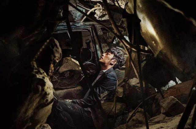 512汶川不相信眼泪电影（盘点10大灾难电影）(15)