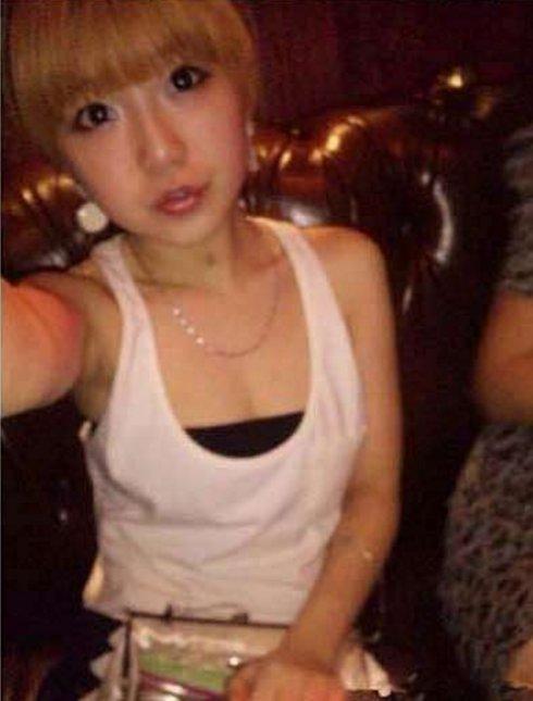 从抽烟喝酒的叛逆少女变成校服女神，搭陈凯歌儿子演《将夜》蹿红