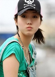 ​最红“裸模”张筱雨，一年拍21套人体写真，但38岁却仍孤身一人