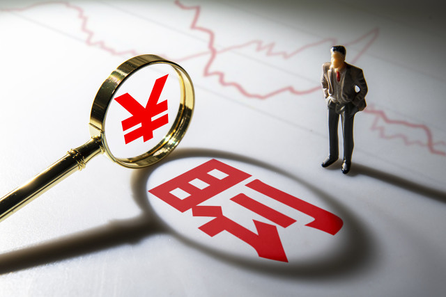 为何范冰冰，郑爽等艺人在逃税被抓补交巨额罚款后却未被判刑？