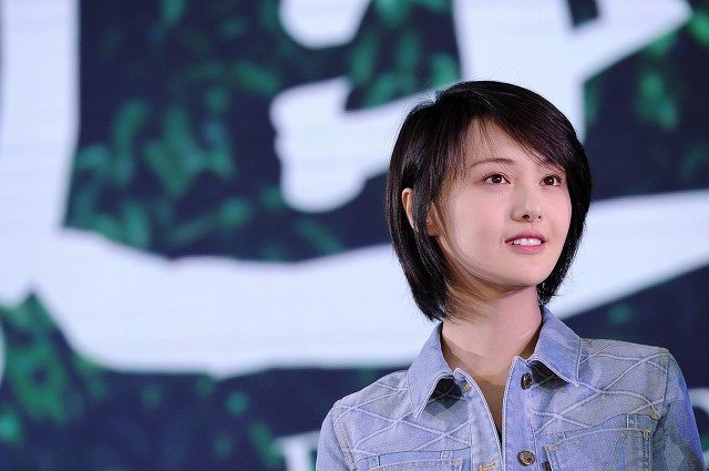 为何范冰冰，郑爽等艺人在逃税被抓补交巨额罚款后却未被判刑？