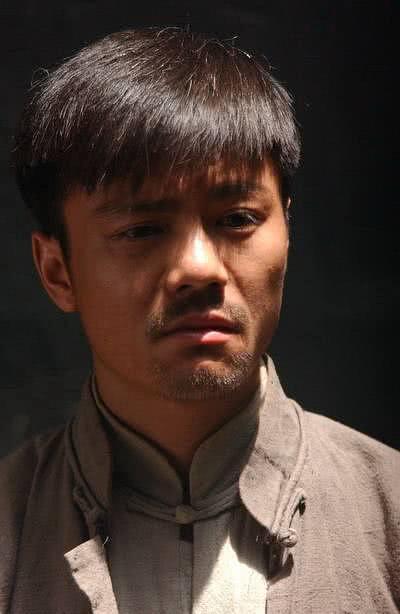 唐以诺个人资料写真作品