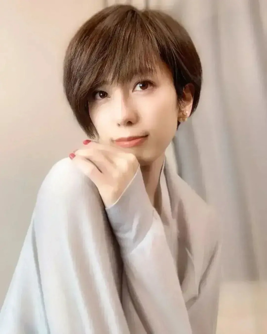 宅男女神乃亚写真分享，痴女姐姐YYDS！