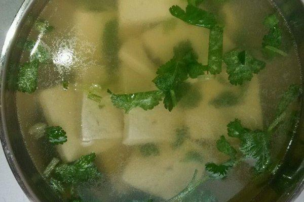 豆腐汤的8种家常做法（清炖豆腐汤的做法步骤）(1)