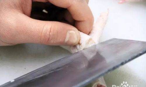 鸡脚筋是怎么分割的,干锅鸡脚筋的做法大全图5